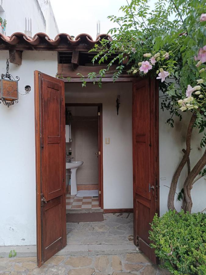 La Cara Oculta De Salta Bed And Breakfast Exterior photo